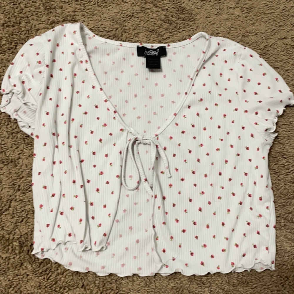 I am selling because it does not fit me.